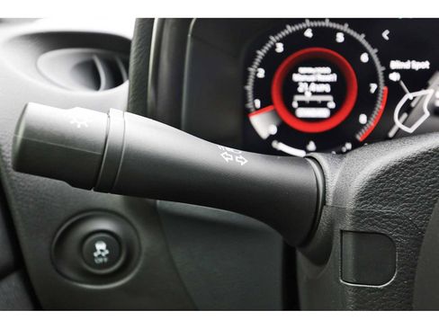 Used 2025 Nissan Z Sport w/ Floor Mat Package image 11