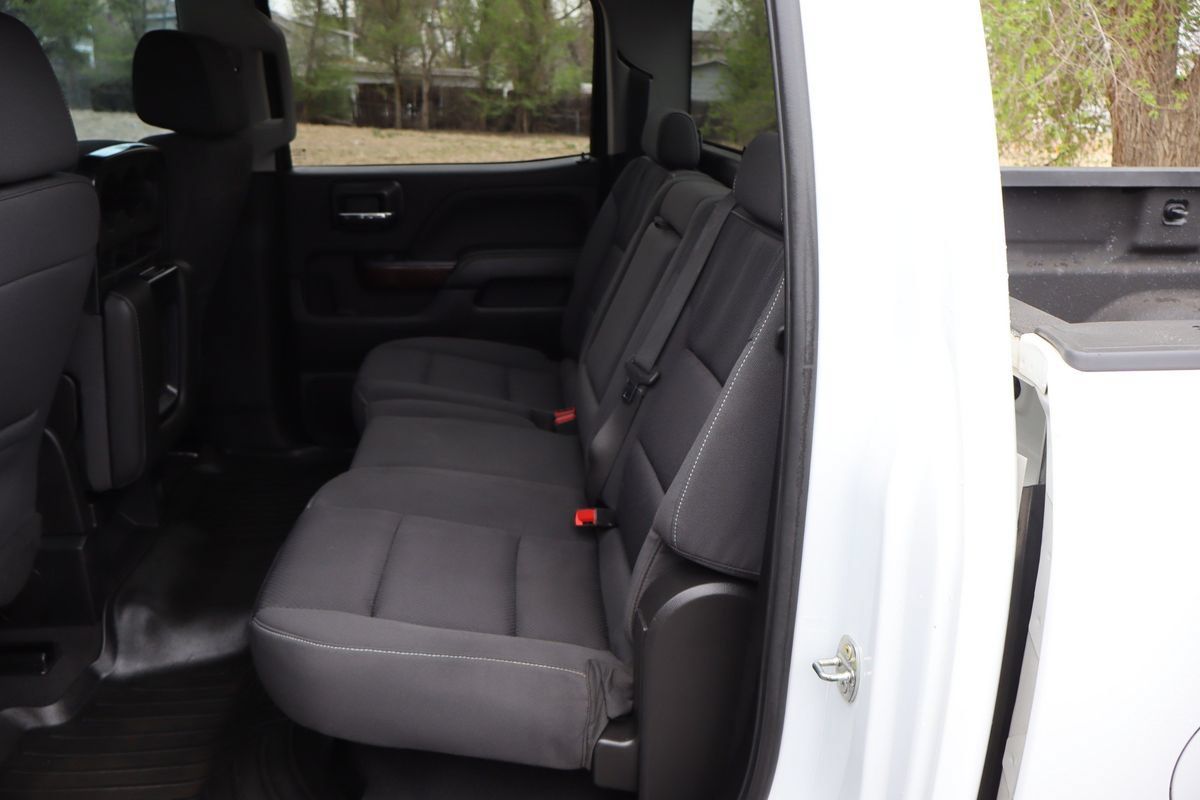 Used 2019 GMC Sierra 2500 SLE w/ Suspension Package, Off-Road AWD/4WD image 20