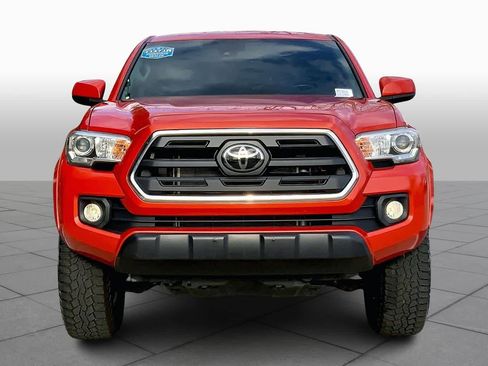 Used 2018 Toyota Tacoma SR5 image 4