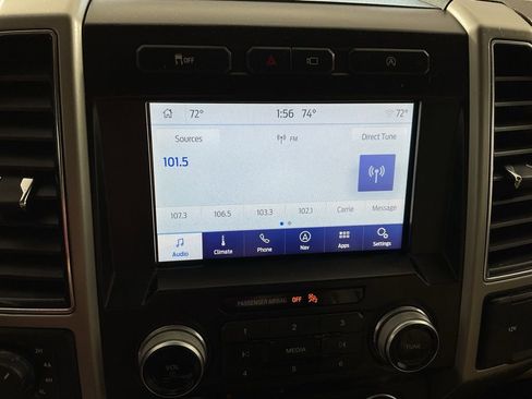 Used 2019 Ford F150 Lariat w/ Equipment Group 502A Luxury AWD/4WD image 24