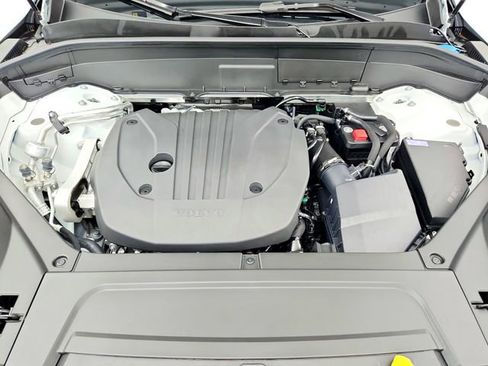New 2026 Volvo XC90 B5 Core image 33
