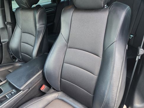 Used 2018 Honda Accord Sport image 16