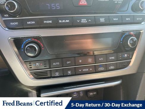 Used 2017 Hyundai Sonata Limited w/ Tech Package 03 FWD image 18