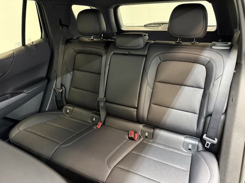 New 2026 Chevrolet Equinox LT w/ Convenience Package II image 21
