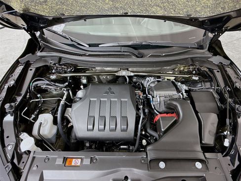 New 2026 Mitsubishi Eclipse Cross Black Edition image 27