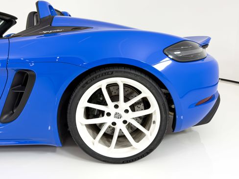 Used 2023 Porsche 718 Boxster Spyder image 25