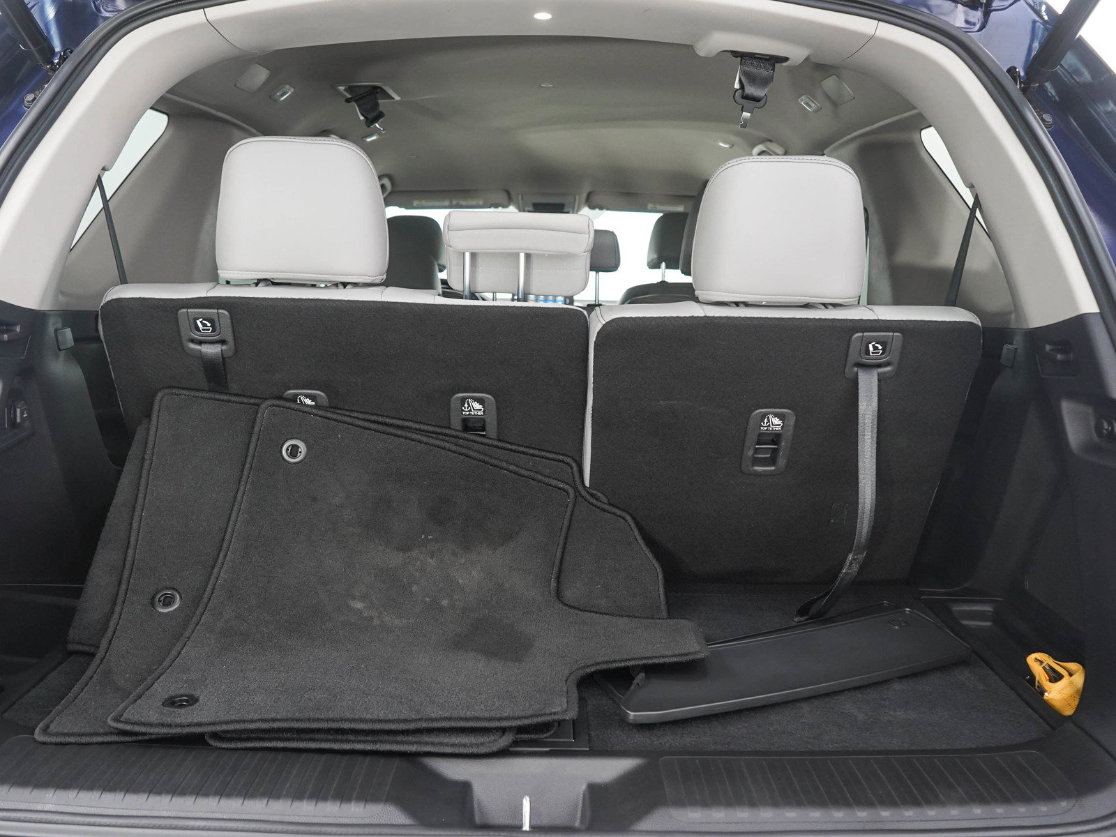 Used 2025 Honda Pilot EX-L image 9