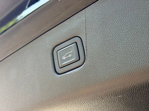 Used 2024 Chevrolet Blazer LT w/ Convenience Package FWD image 26