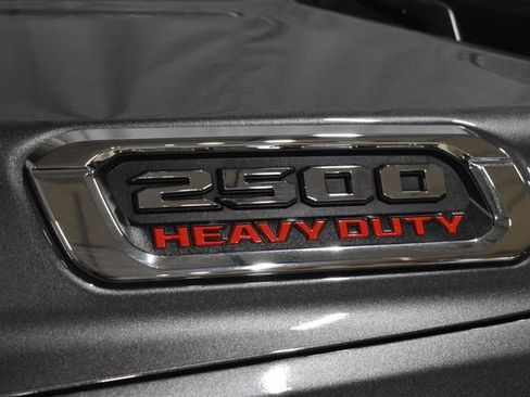 Certified 2022 RAM 2500 Laramie image 38