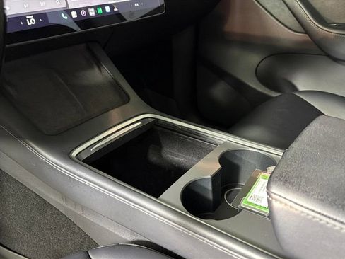 Used 2021 Tesla Model Y Performance AWD/4WD image 23