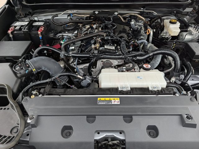 Used 2025 Toyota Tacoma SR5 AWD/4WD image 35