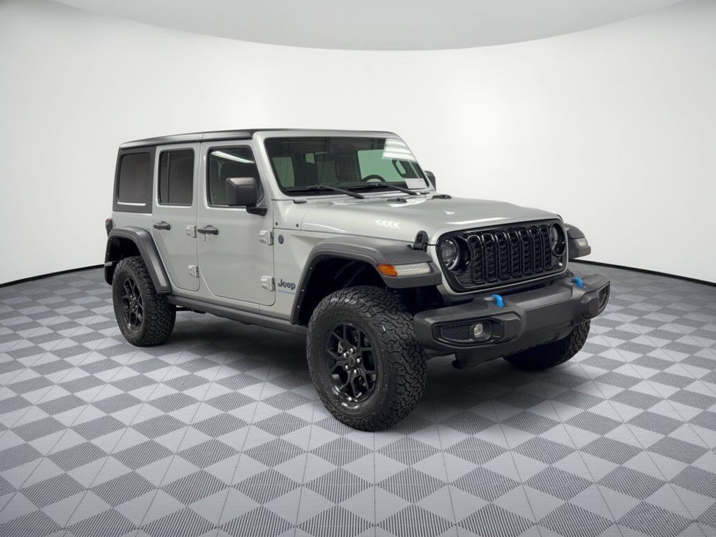 Used 2024 Jeep Wrangler Unlimited AWD/4WD image 7
