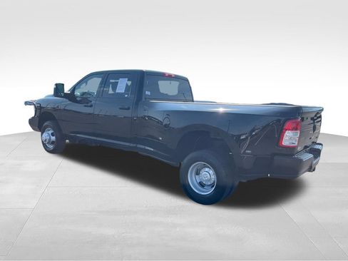 Used 2024 RAM 3500 Tradesman AWD/4WD image 3