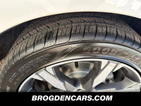 New 2026 Honda Civic Sport Touring image 10