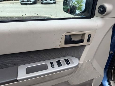 Used 2009 Ford Escape XLT FWD image 5