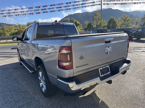 Used 2020 RAM 1500 Big Horn image 6