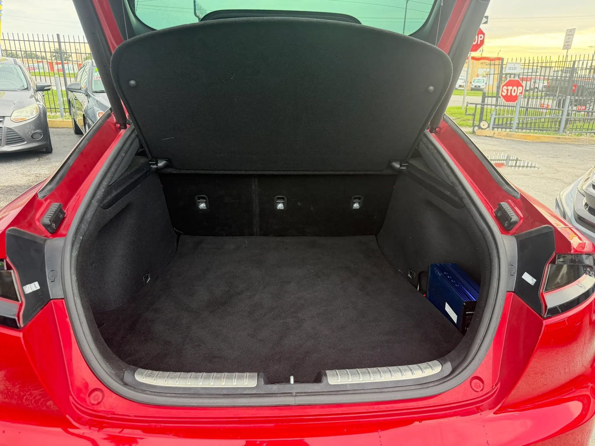 Used 2018 Kia Stinger GT2 AWD/4WD image 15