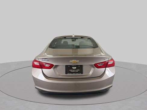 Used 2024 Chevrolet Malibu LT FWD image 6