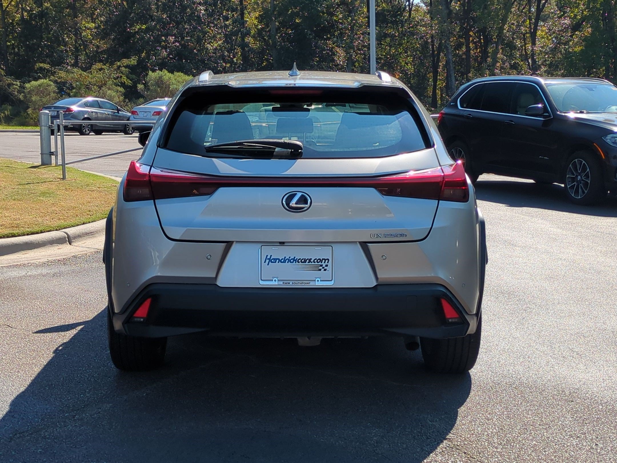 Used 2020 Lexus UX 250h w/ Premium Package AWD/4WD image 9