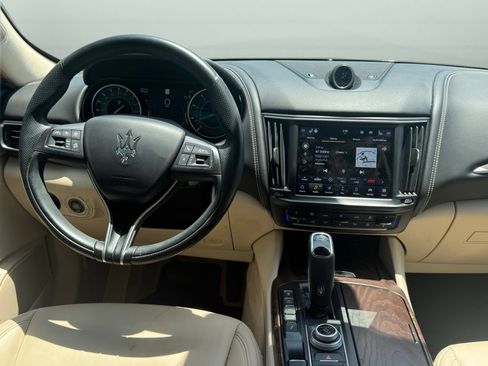 Used 2022 Maserati Levante Modena AWD/4WD image 36
