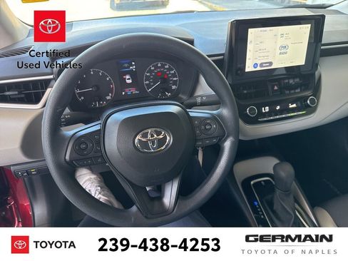 Used 2025 Toyota Corolla LE FWD image 14