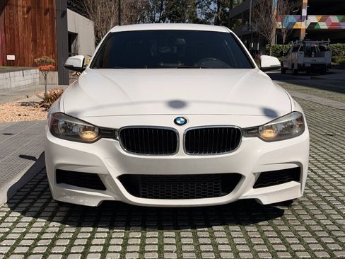 Used 2014 BMW 328i Sedan RWD image 2