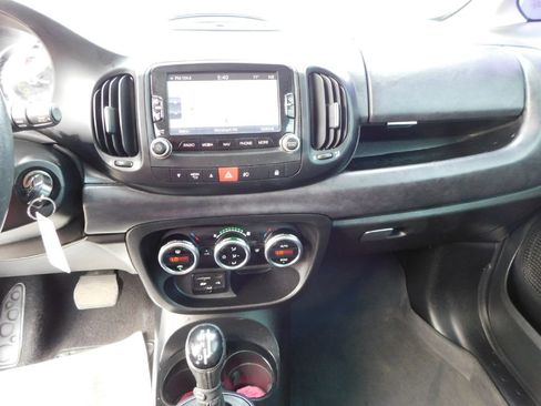 Used 2014 FIAT 500L Lounge image 30