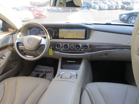 Used 2014 Mercedes-Benz S 550 Sedan image 26