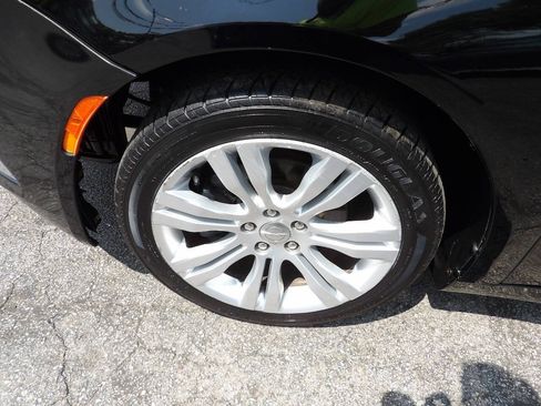Used 2015 Chrysler 200 Limited w/ Spring Special Group FWD image 5