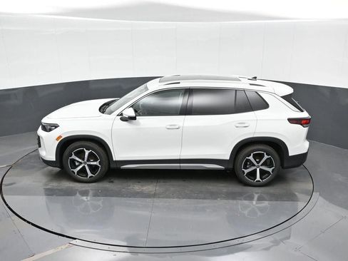 New 2026 Volkswagen Tiguan SE FWD image 26