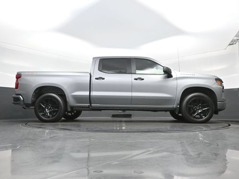 Used 2024 Chevrolet Silverado 1500 Custom AWD/4WD image 30