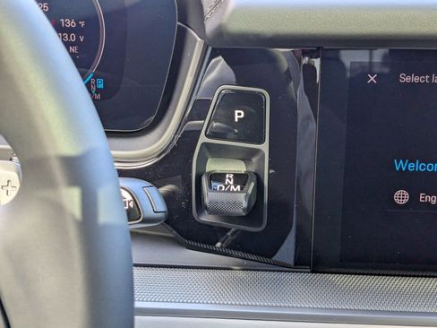 Used 2025 Porsche Cayenne image 16