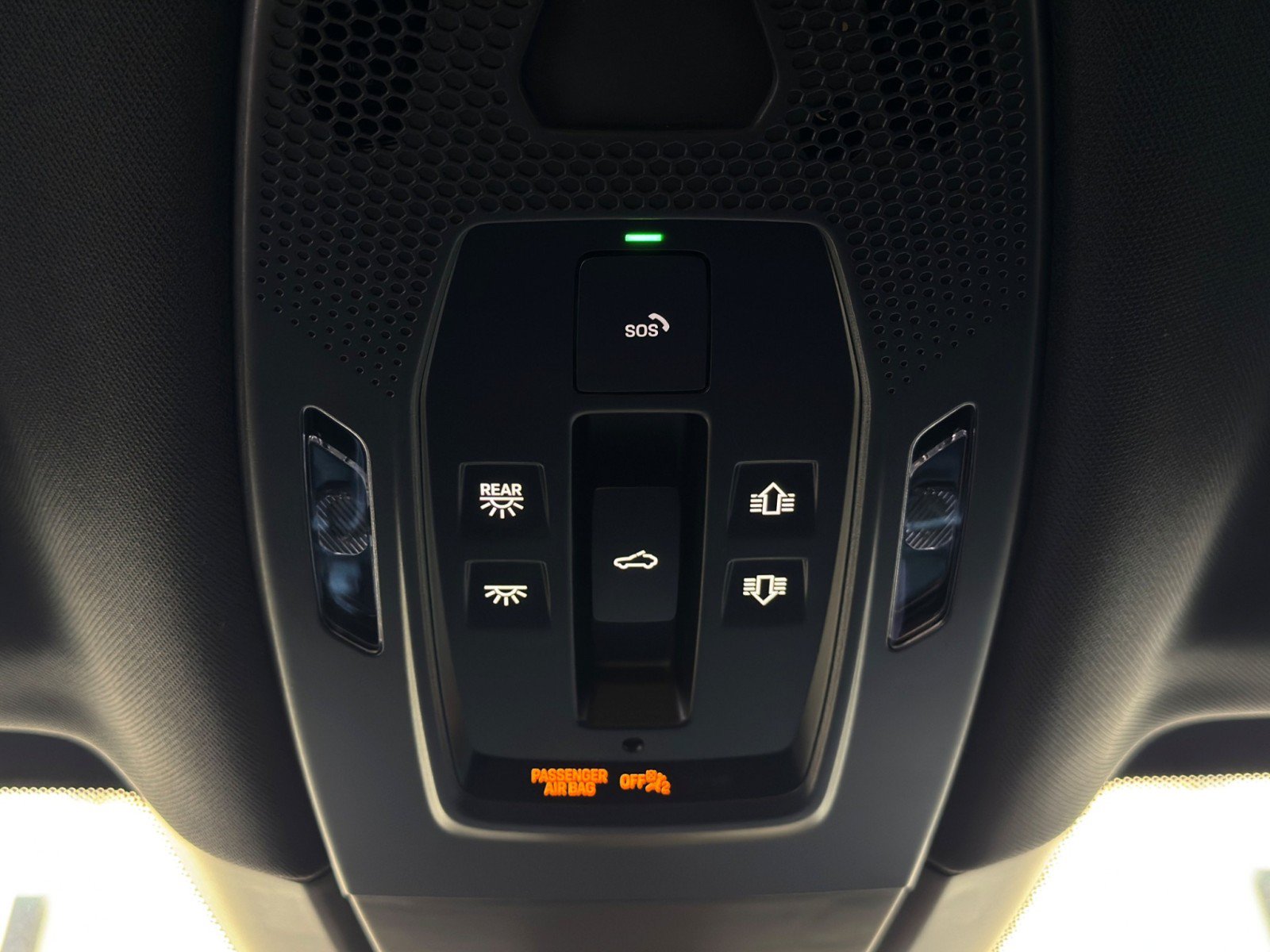 Used 2024 Porsche Panamera w/ Premium Package RWD image 37