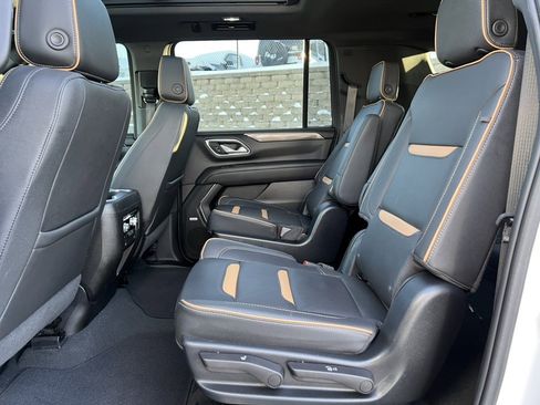Used 2023 GMC Yukon XL AT4 image 6