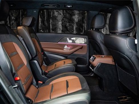 Used 2024 Mercedes-Benz GLS 63 AMG 4MATIC image 17