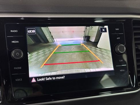Used 2022 Volkswagen Atlas SEL AWD/4WD image 23