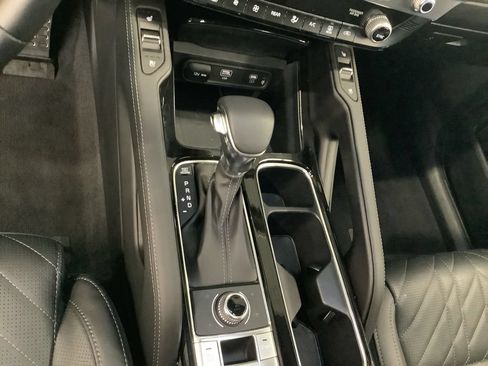 Certified 2025 Kia Telluride SX Prestige X-Line AWD/4WD image 25