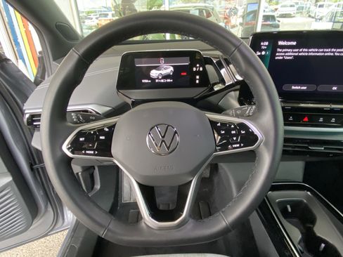 Used 2024 Volkswagen ID.4 2WD image 23
