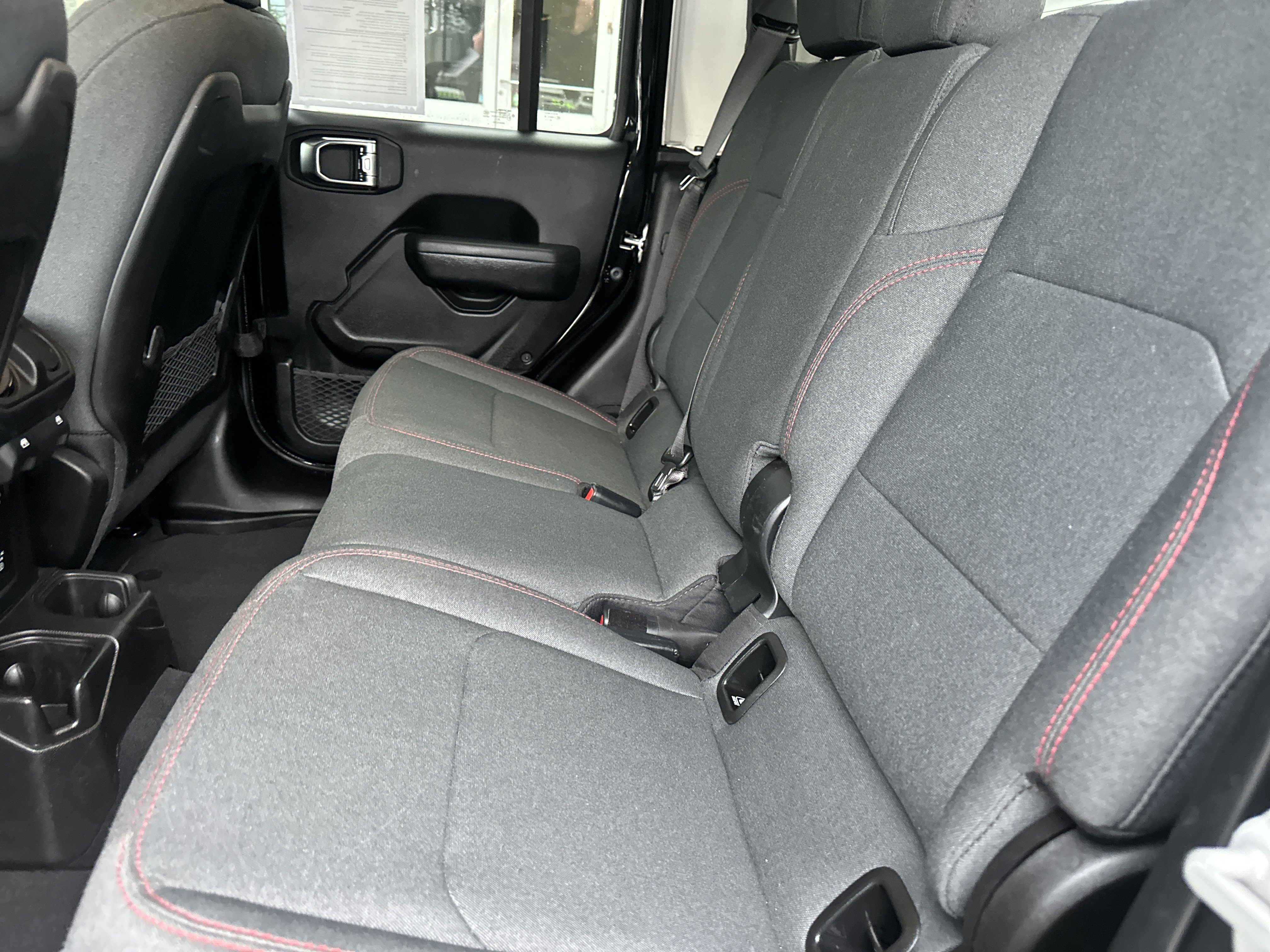 Used 2026 Jeep Gladiator Rubicon AWD/4WD image 12