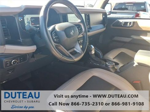 Used 2023 Ford Bronco Wildtrak image 11