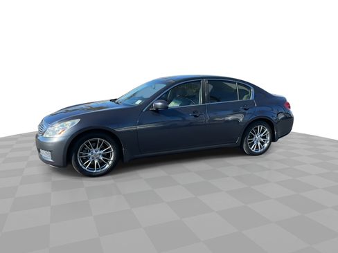 Used 2007 INFINITI G35 Journey w/ Premium Pkg image 2