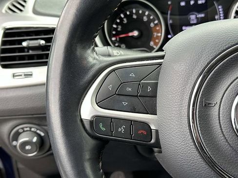 Certified 2019 Jeep Compass Latitude image 28