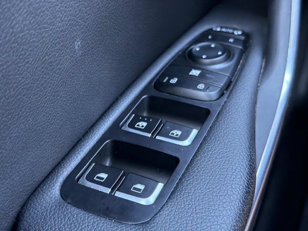 Used 2022 Kia Stinger GT-Line AWD/4WD image 22