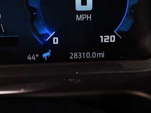 Used 2025 Ford Bronco Outer Banks image 27