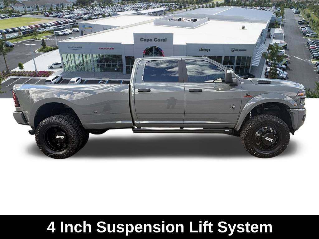 New 2026 RAM 3500 Big Horn AWD/4WD image 3