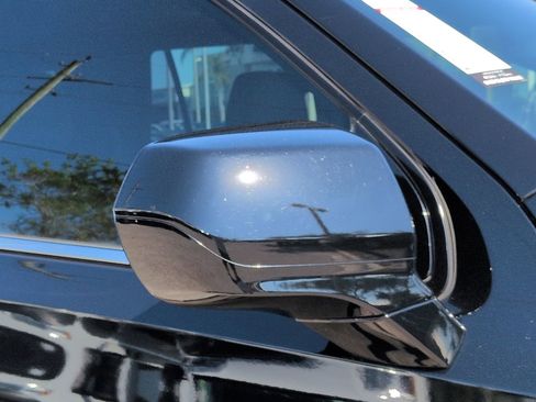 Used 2021 Chevrolet Tahoe LT RWD image 12