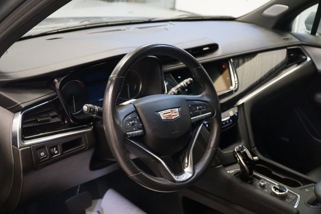 Certified 2024 Cadillac XT6 Premium Luxury AWD/4WD image 18