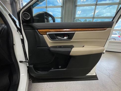 Used 2018 Honda CR-V Touring image 33