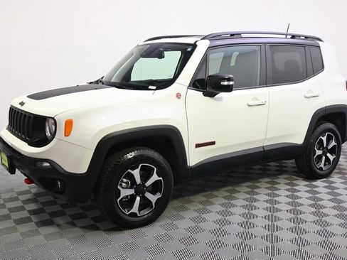 Used 2022 Jeep Renegade Trailhawk AWD/4WD image 2