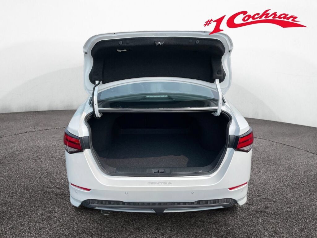 Used 2023 Nissan Sentra SR w/ SR Premium Package FWD image 16